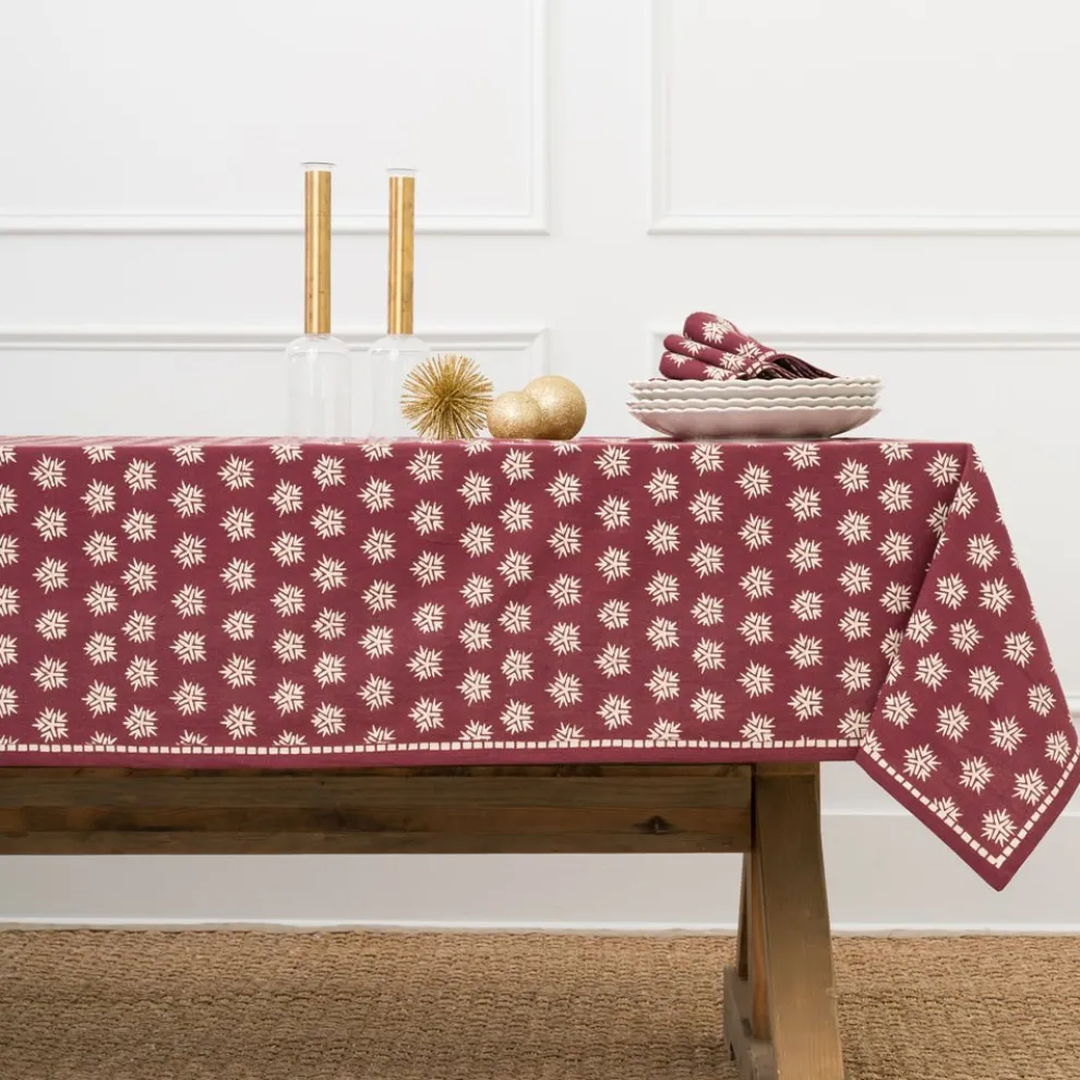 India Hicks Home Sparks Oxblood Tablecloth