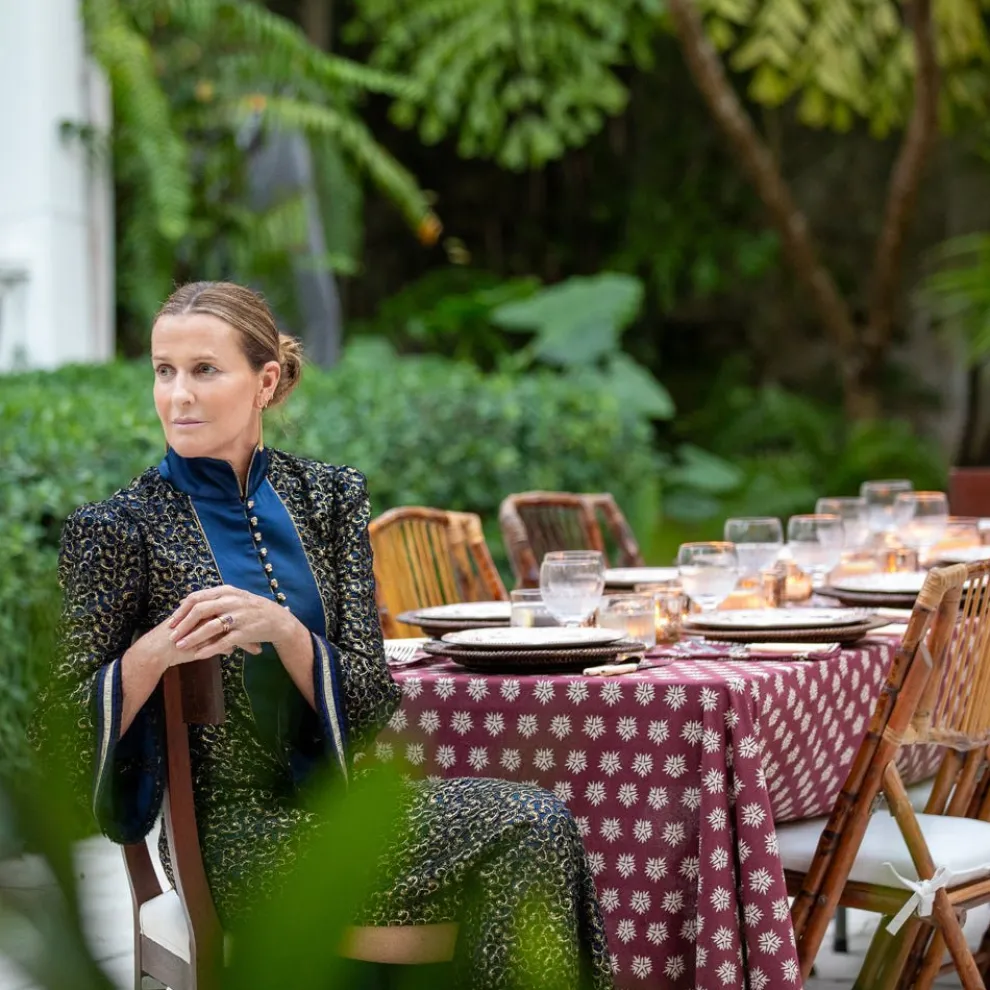 India Hicks Home Sparks Oxblood Tablecloth
