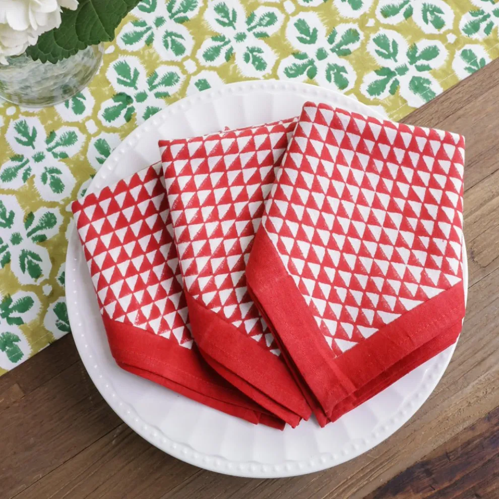 Red Triangle Napkin | Set of 4