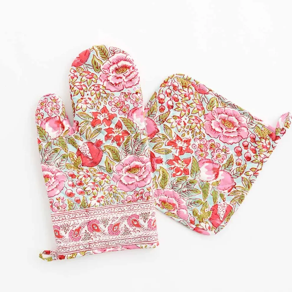 Bright Wildflower Garden Oven Mitt Pot Holder Set