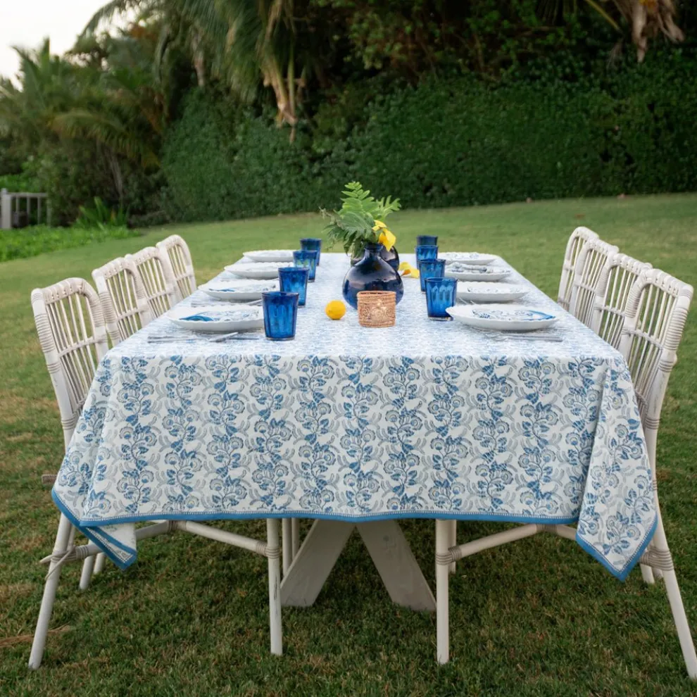 Gardenia Vine Azure Tablecloth