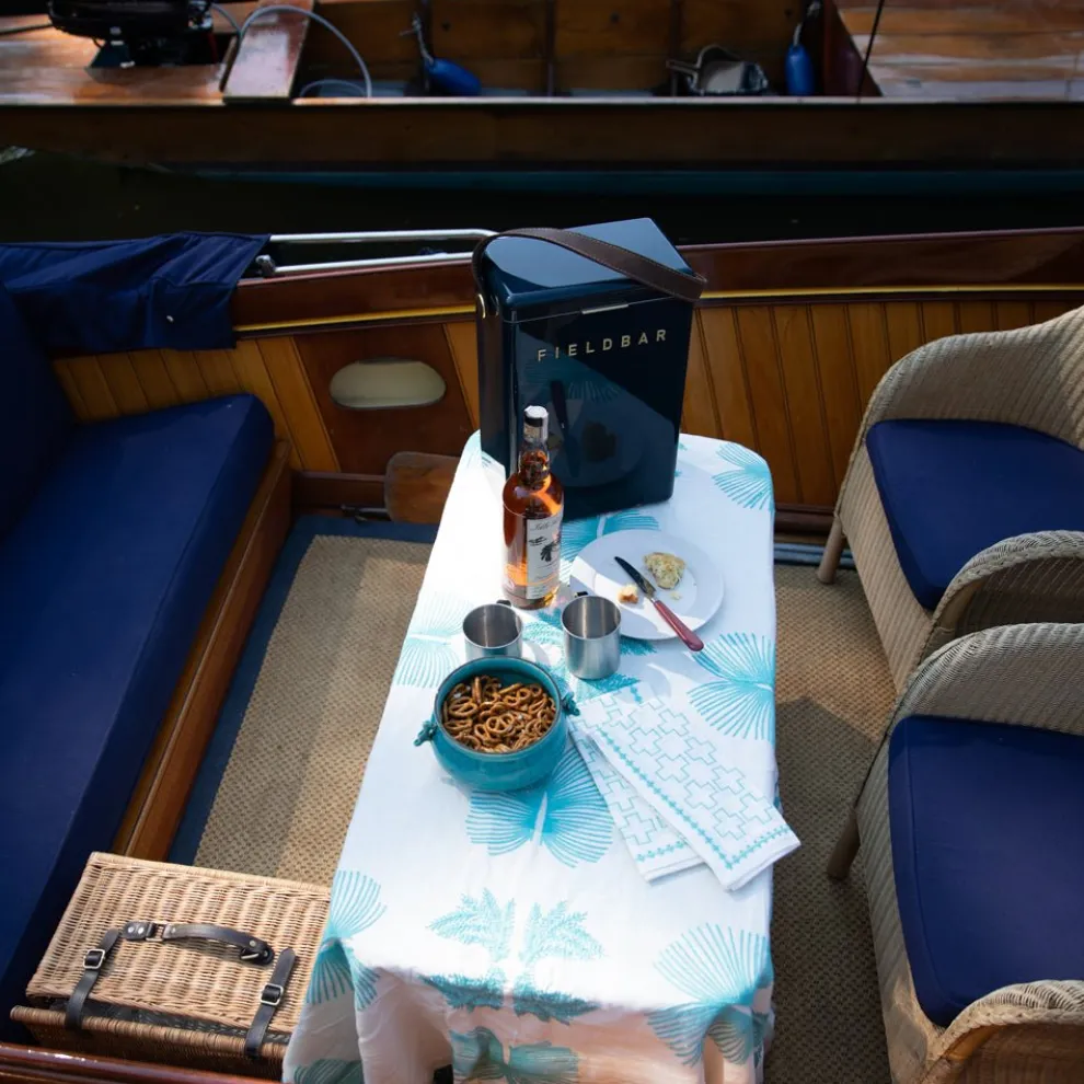 India Hicks Home Embroidered Twin Palms Palladian Blue Tablecloth