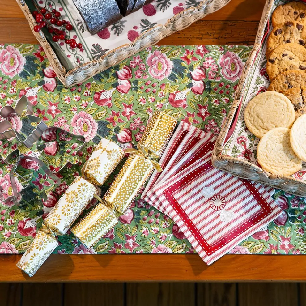 Pomegranate Garden Wine & Rose Table Runner