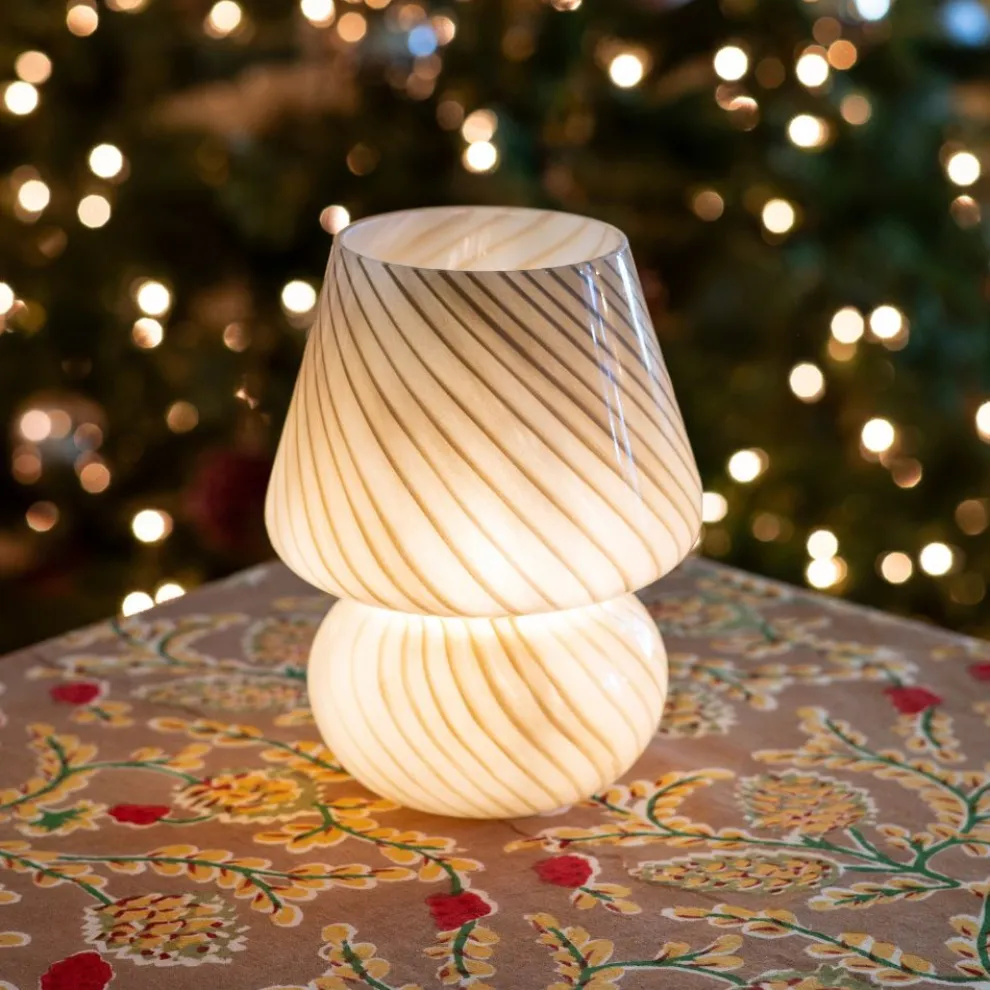 Latte Joyful Lamp