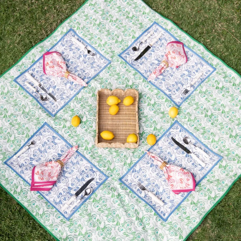 Gardenia Vine Emerald Tablecloth