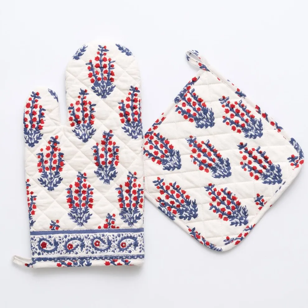 Sagar Red & Blue Oven Mitt Set
