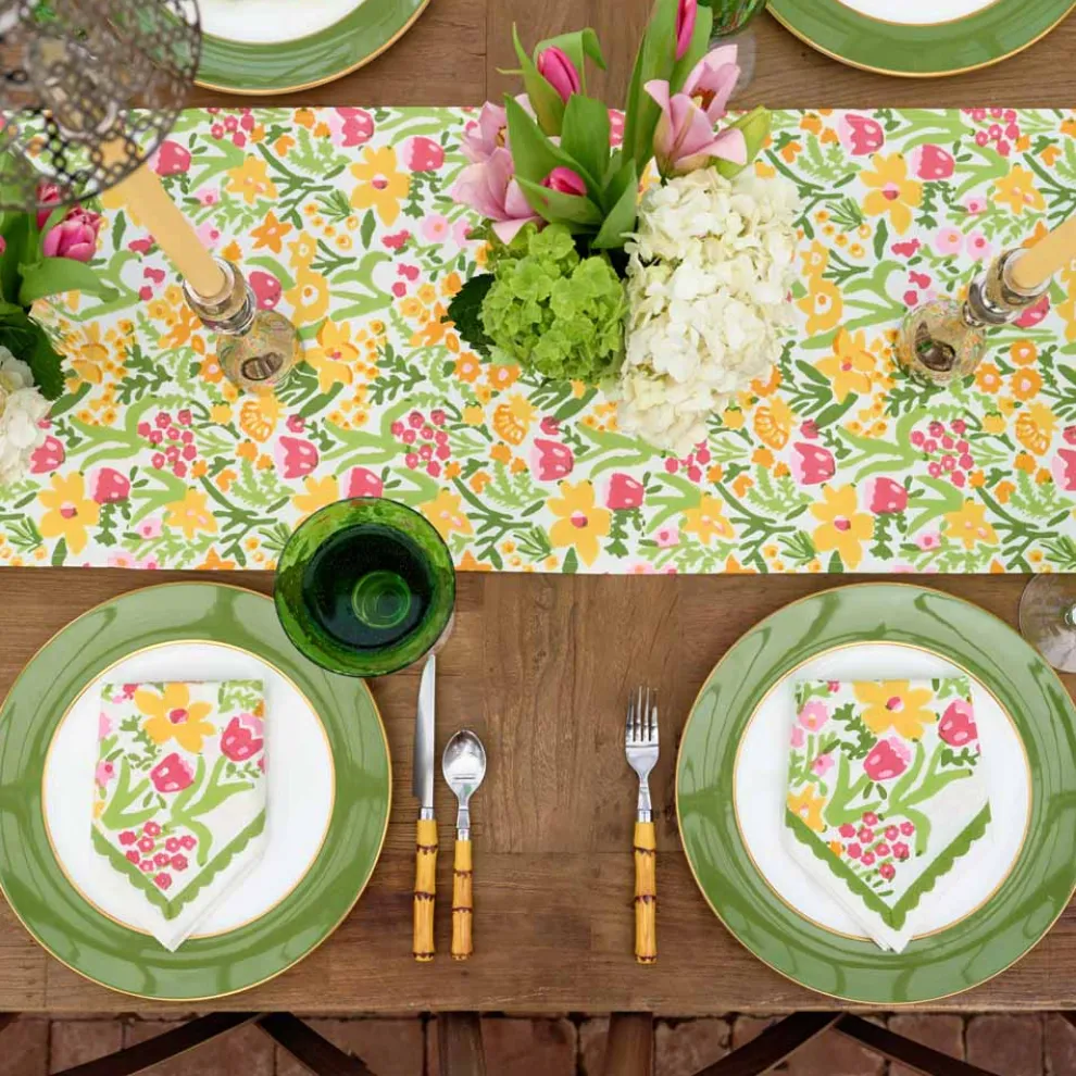 70s Flower Table Runner
