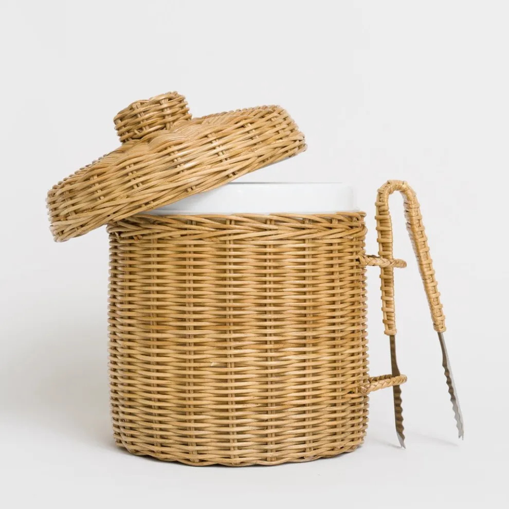 Natural Wicker Lidded Ice Bucket