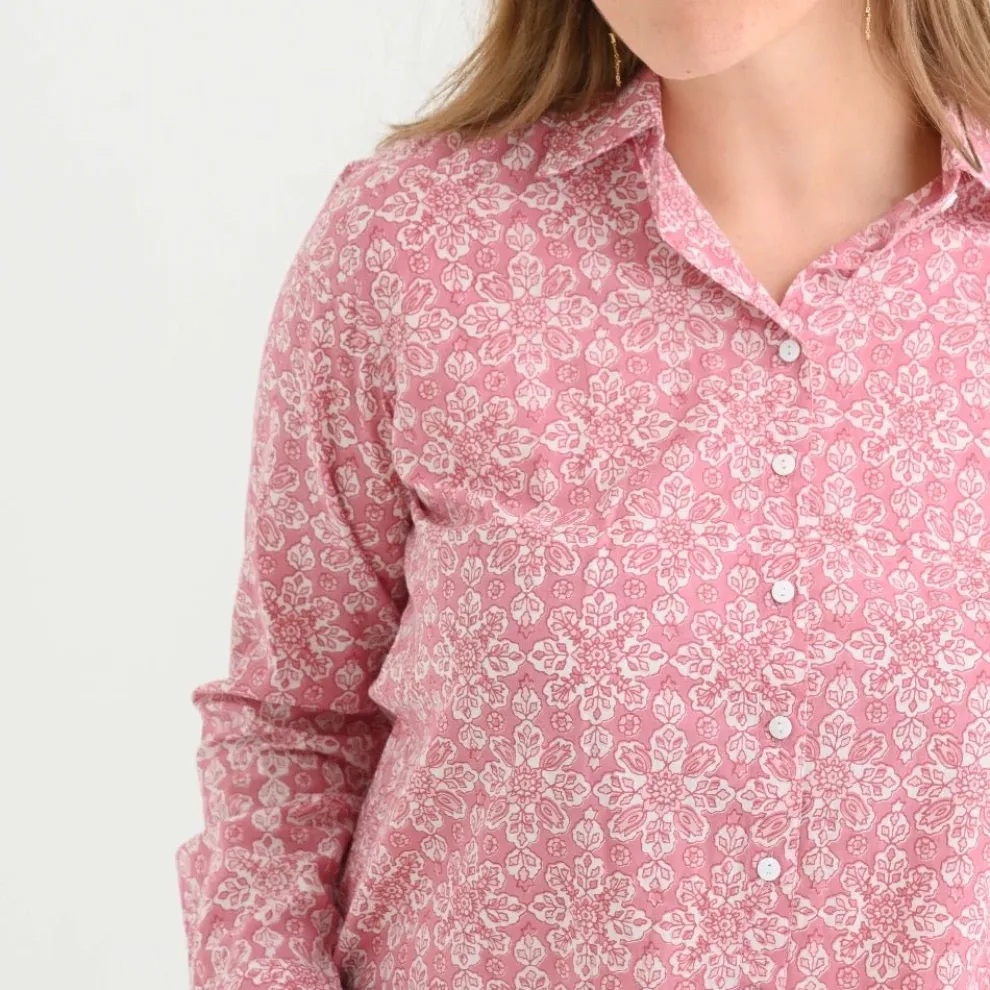 Tulip Sundial Mauveglow Button Down Blouse
