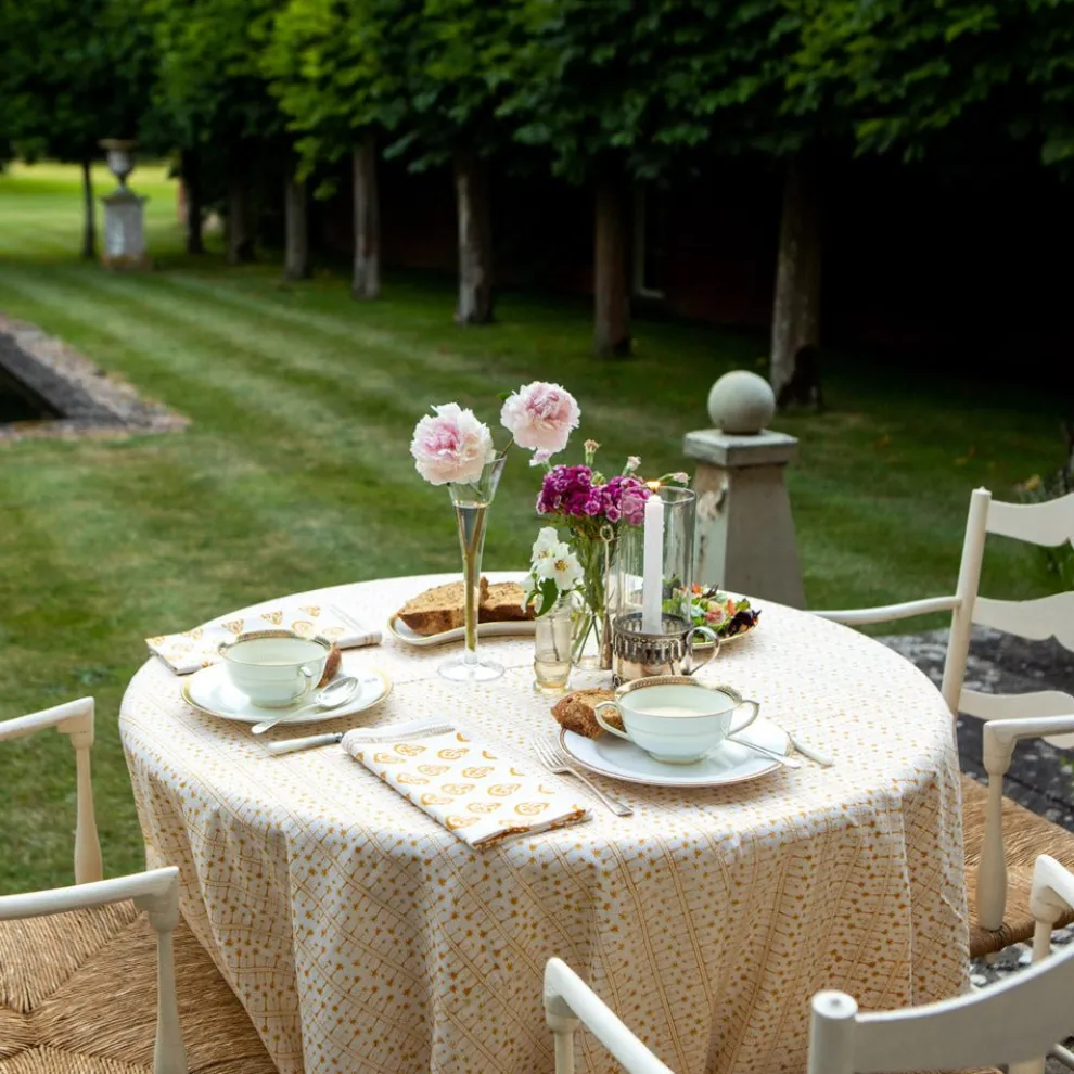 India Hicks Home Palm Avenue Golden Tablecloth