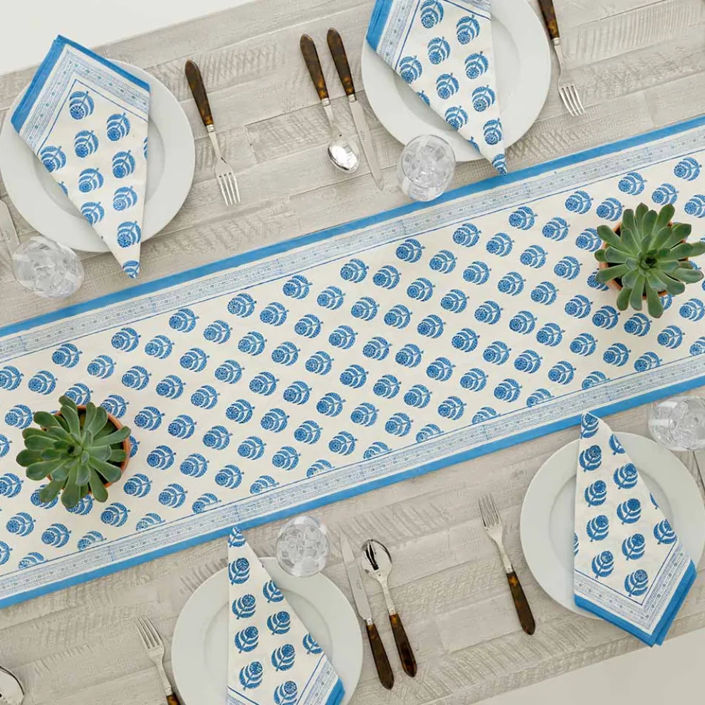 Pinot Table Runner