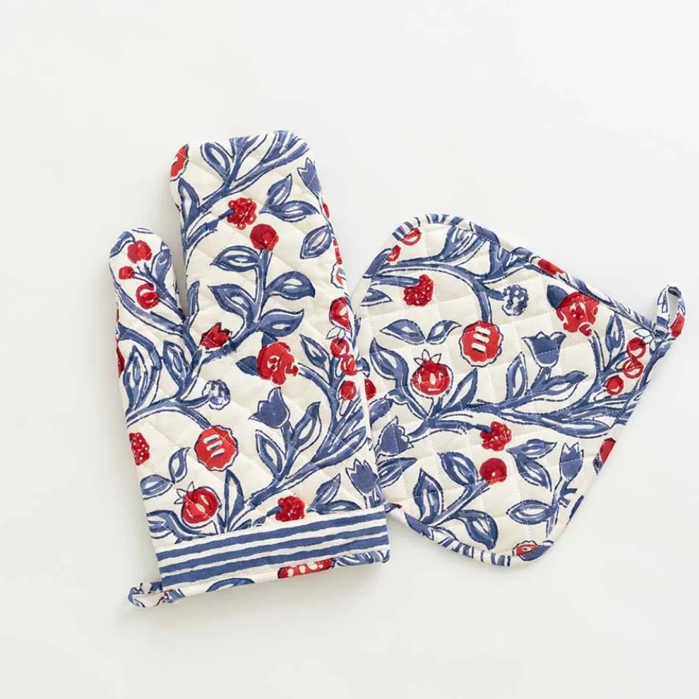 Emma Red & Blue Oven Mitt Set