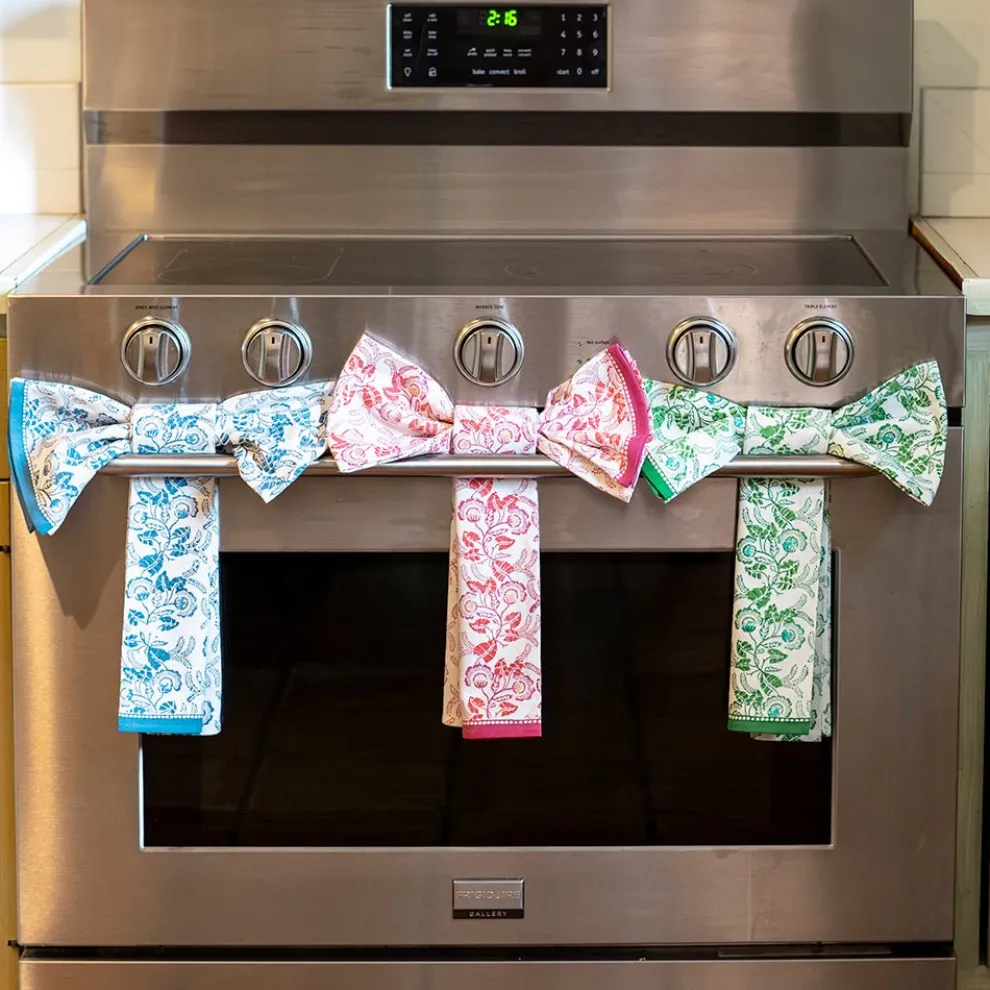 Gardenia Vine Emerald Tea Towels