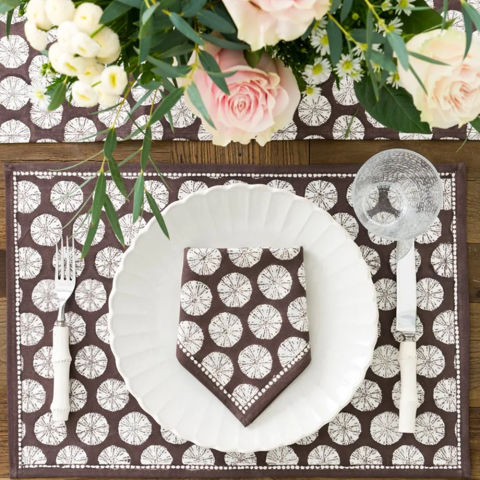 India Hicks Home Sea Biscuit Chocolate Placemats
