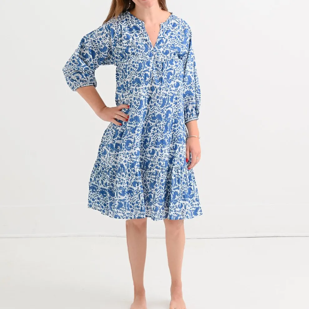 Amaranth Blue Slit Neck Shift Dress